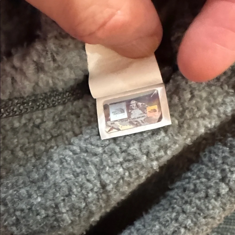 The North Face Gordon Lyons Quarter Zip Pullover